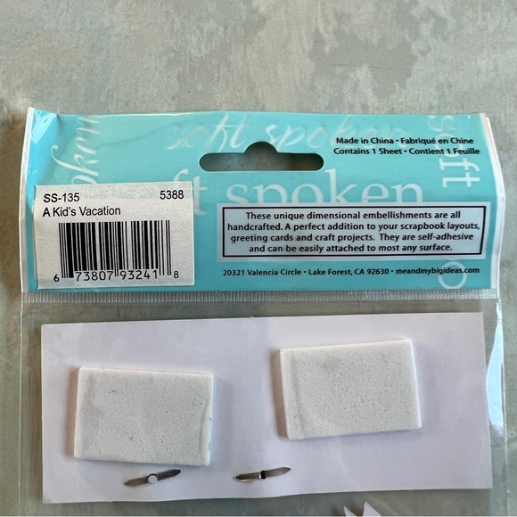 NWT Soft Spoken A Kid’s Vacation Dimensional Sticker Set - Picture 5 of 6